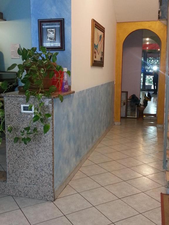 Hotel Lombardia Seveso Værelse billede