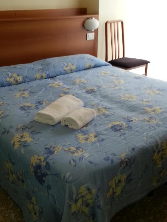 Hotel Lombardia Seveso Eksteriør billede